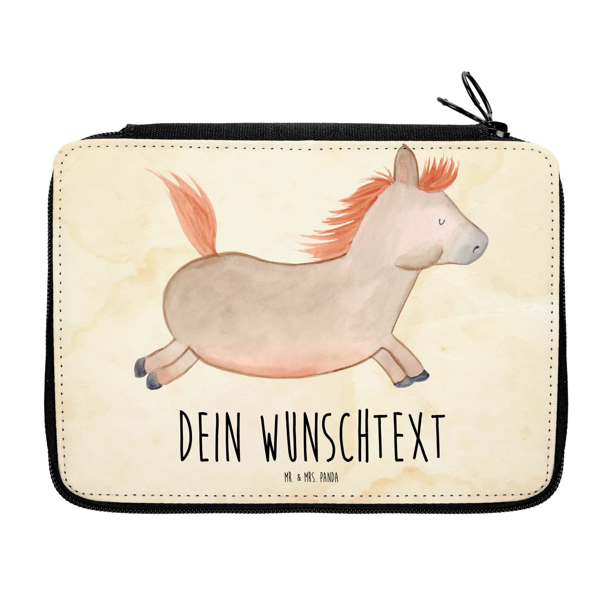 Personalisierte Federmappe Pferd Springen Schulmäppchen mit Namen, Schlampermäppchen personalisiert, Federmappe personalisiert, Stiftemappe mit Namen, Personalisierte Stiftetasche, Faulenzer personalisiert, Personalisierte Stiftebox, Personalisiertes Schlampermäppchen, Etui personalisiert, Personalisiertes Schulmäppchen, Federmäppchen mit Wunschname, Schlampermäppchen mit Namen, Federmäppchen personalisiert, Mäppchen personalisiert, Stifteetui personalisiert, Etui mit Namen, Stiftebox mit Namen, Faulenzer mit Namen, PersonalisierteS Federmäppchen, Mäppchen mit Namen, Federmäppchen mit Namen, Personalisiertes Mäppchen, Federmappe mit Wunschname, Personalisierte Federmappe, Federmappe mit Namen, Federtasche mit Namen, Personalisierte Stifterolle, Schulmäppchen personalisiert, Stifterolle mit Namen, Mäppchen mit Wunschname, Personalisierte Federtasche, Mäppchen mit Text, PersonalisierteS Stifte Etui, Federtasche personalisiert, Bauernhof, Hoftiere, Landwirt, Landwirtin, Reiten, Pferdebesitzer, Pferdestall, Pferd, Pony, Pferde, Stall, Ausreiten