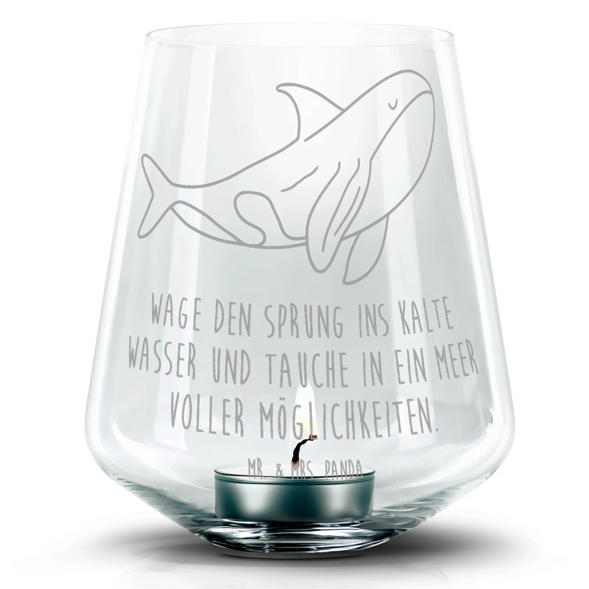 Gravur Windlicht Orca Gravur Laterne, Stumpenkerzenhalter, Graviertes Windlicht, Gravur Windlicht, Teelicht Glas, Kerzenglas, Kerzenhalter, Kerzenhalter Glas, Windlicht graviert, windlicht mit gravur, Windlicht Glas, Glas Teelichthalter, gravur glas, Glas Windlicht, glas kerzenhalter, windlichtglas, Laterne, Deko Windlicht, Teelichthalter, dekolicht, Laterne mit Gravur, Gravur Teelicht, Meer, Urlaub, Meerestiere, Orcas, Orca, Startup, Wal, Möglichkeiten, Killerwal, Selbstliebe, Neustart, Motivation, Arbeit, Büro